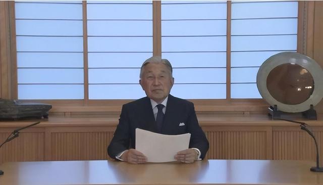 日本天皇和首相的区别，日本天皇和首相的区别是什么。